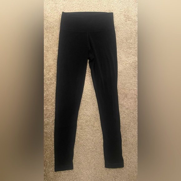 TnaBUTTER™ Atmosphere Hi-Rise Legging Size Medium - Picture 3 of 6